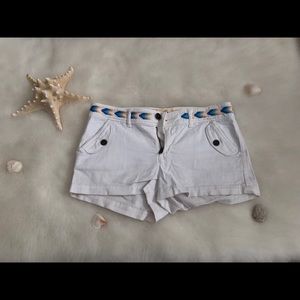 White Hollister shorts
